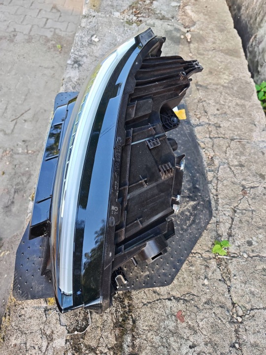 фото №8, Фара права сторона audi q6 e-tron 85h941040