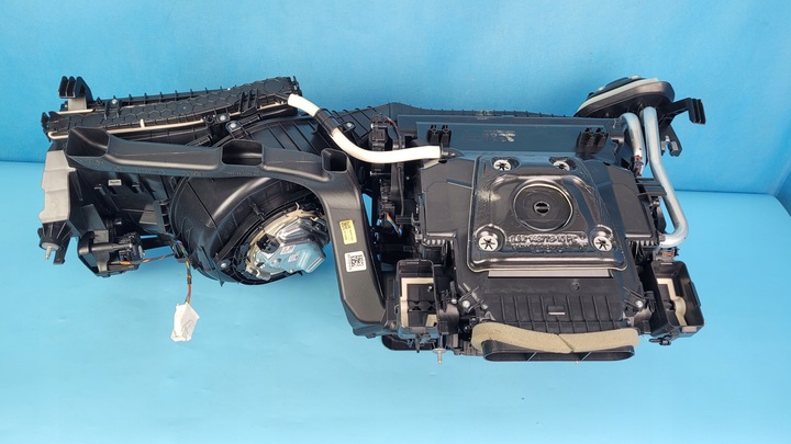 фото №11, Bmw 3' g20 330e 21r 2.0 отопитель воздуходувка 6993760