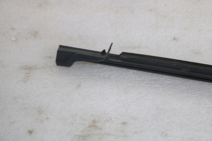 фото №14, Skoda fabia iv 21- планка накладка левая перед 6va837477a .