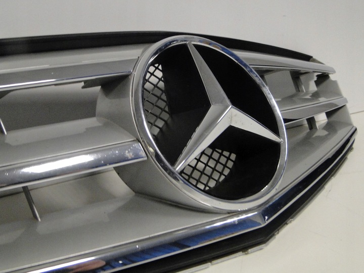 фото №4, Mercedes c клас w204 204 рестайлінг решітка радіатора решітка classic po рестайлінг