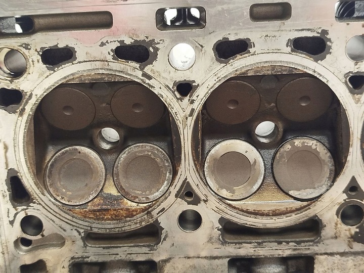 фото №9, Головка двигателя renault 1640 7701475605 2.0 16v turbo 4