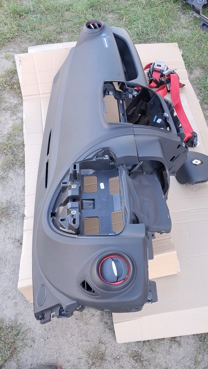 фото №5, Renault clio iv rs рестайлинг панель раздаточная консоль комплект 682005112r