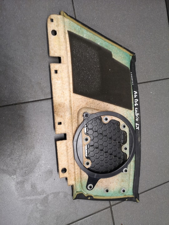 фото №12, Маскувальна накладка динаміка зад a4 b6 cabrio 8h0867081