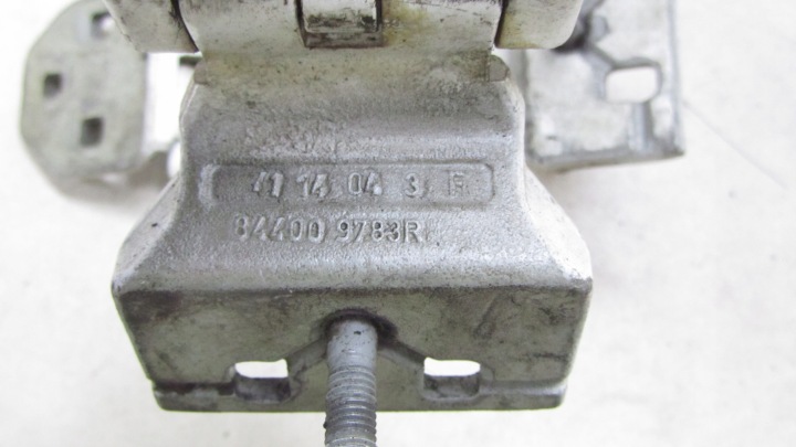 фото №6, Master iii movano петля дверь правая зад 844009783r kpl 10-