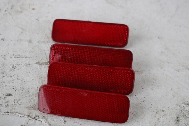 фото №2, Ford transit connect відбивач лівий зад ,