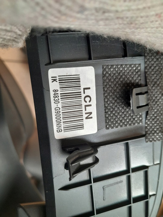 фото №9, Hyundai genesis g70 2019r бардачок захист zaślpepka планка рамка повітропровід