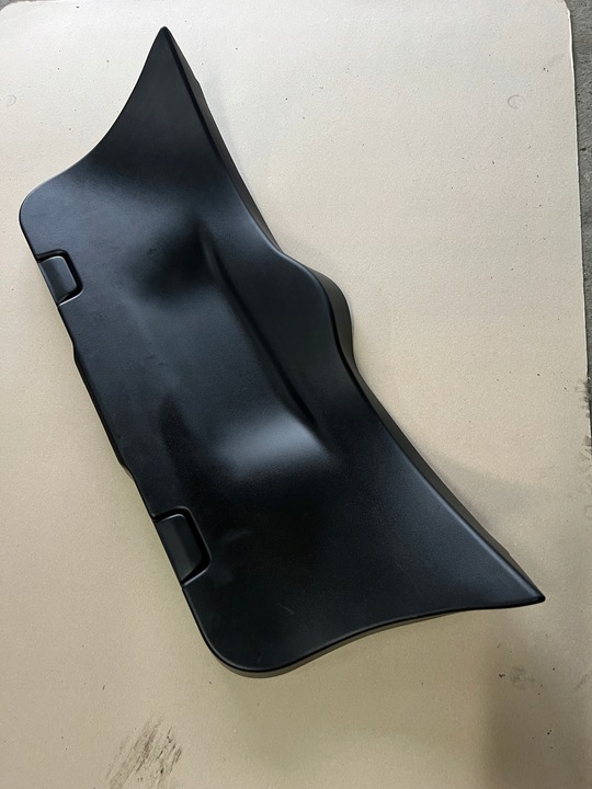 фото №1, Suzuki swift mk8 обивка крышки багажника