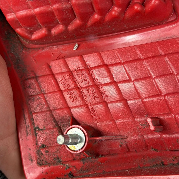 фото №9, Фара ліве зад ліва задня w кришка багажника mitsubishi lancer viii 8 oem номер оригінал
