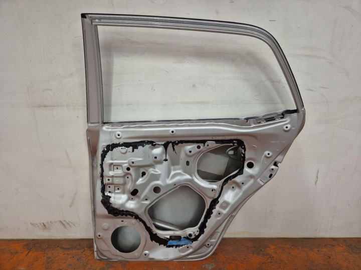 фото №8, Toyota auris 06-12 двері зад задні праві