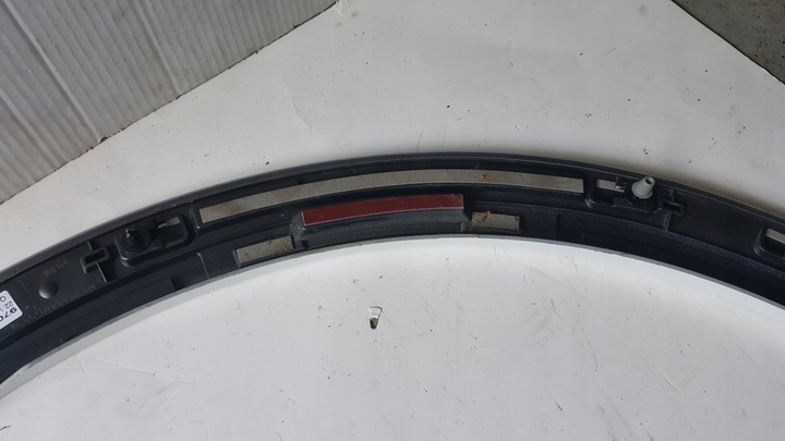 фото №11, Планка крила передньої права сторона audi e-tron 4ke853718f демонтаж