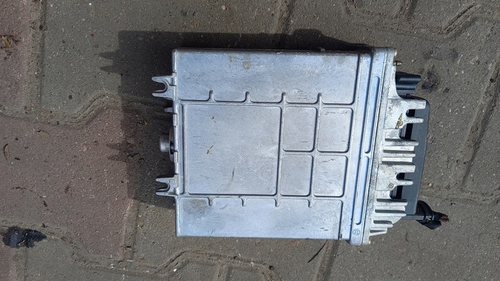 фото №4, Комп'ютер двигуна vw sharan 1.9tdi 97r