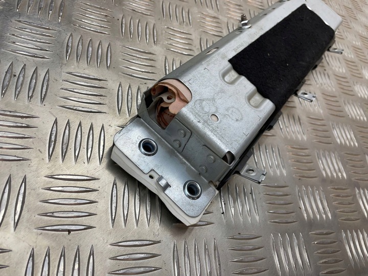 фото №6, Volvo s90, v90 2020 повітряна подушка подушка безпеки chroniąca коліна