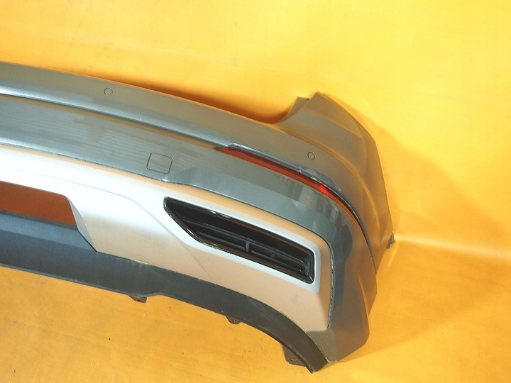 фото №12, Audi q3 83a 17km бампер зад задний комплект диффузор pdc lx7g