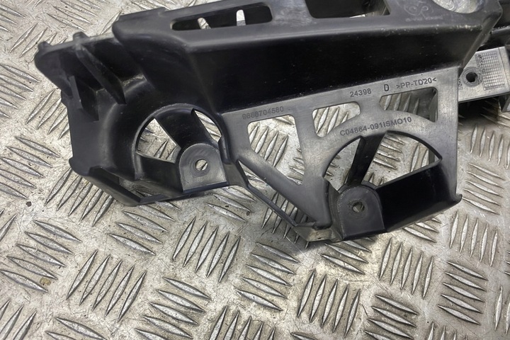 фото №8, Правий ковзун заднього бампера peugeot 508 9686704580 1.6l дизель 82kw 2012