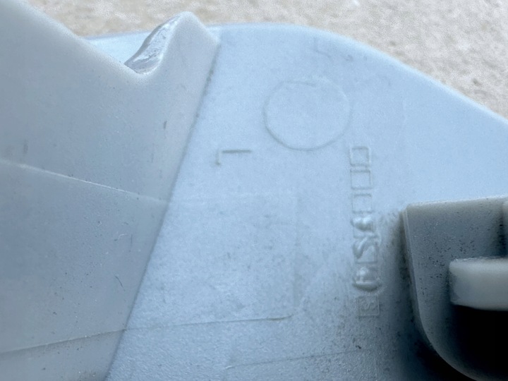 фото №9, Заглушка склоомивача лампа l - porsche panamera 971