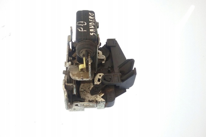 фото №8, Замок правых передних дверь dacia sandero 8200735224 1.5l дизель 65kw