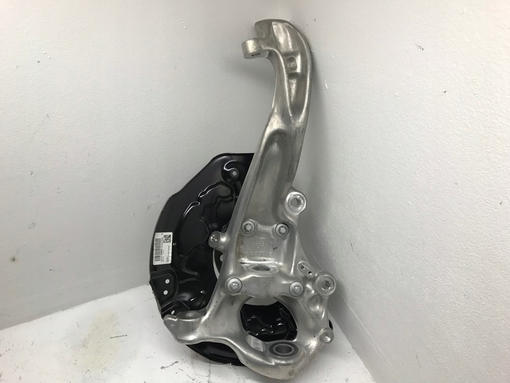 фото №3, Mercedes w206 c-klasa поворотный кулак ступица правые перед новая