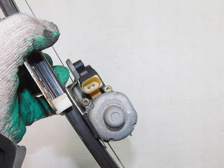 фото №5, Volvo s60 i 2002r підйомник вікна зад праві