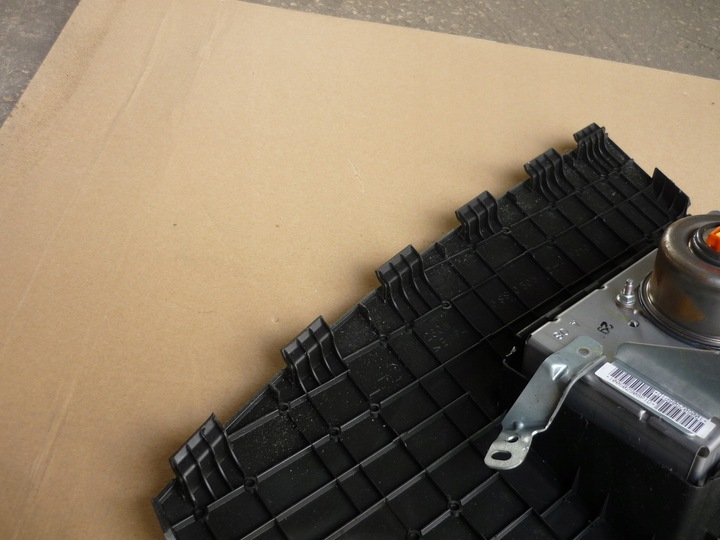 фото №10, Подушка пассажира заглушка corolla verso ii 04-09