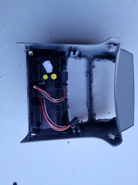 фото №6, A6 c7 рестайлінг бардачок консолі тунель гніздо прикурювач 4g0919565