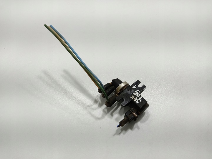 фото №3, Клапан вакуум land rover defender 2.5 td td5 msg100110 1999-2006