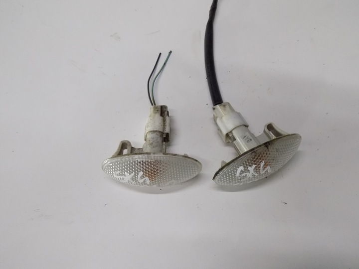 фото №13, Suzuki sx-4 sx4 поворотник поворотник w крило