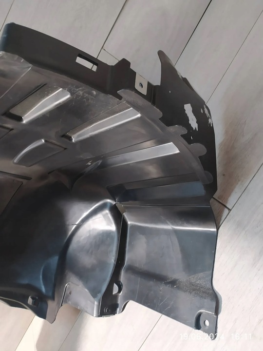 фото №6, 8921. mercedes w176 w246 подкрылок левый перед a2466900200