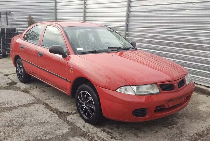 фото №8, Коробка предохранителей mitsubishi carisma i 1.8gdi