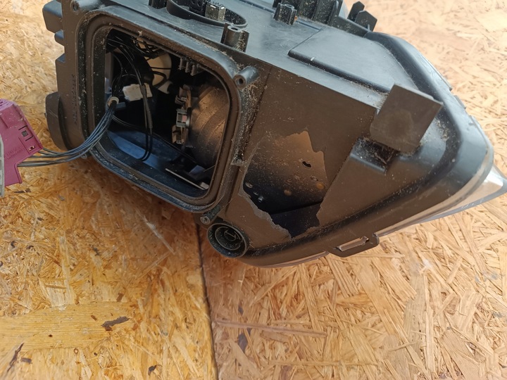 фото №15, Лампа праві перед фара eu a2048200839 mercedes glk w204 led