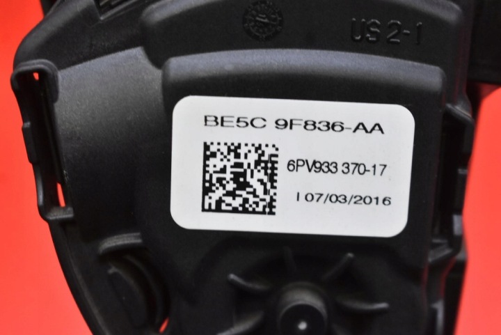 фото №8, Потенціометр педаль газу 6pv933370-17 tesla модель x 90d 525 km 15-21