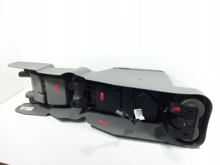 фото №16, Dodge durango ii рестайлинг 07r туннель средний подлокотник