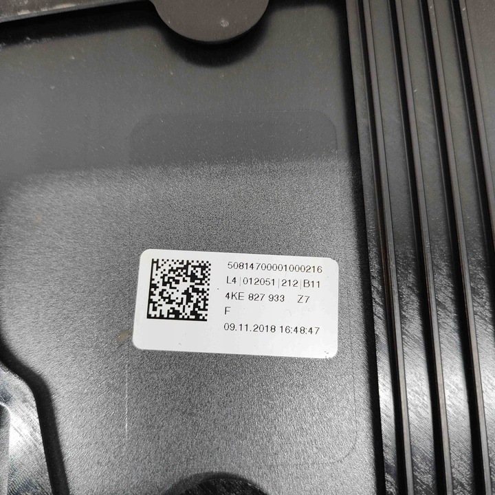 фото №9, Спойлер кришки багажника audi e-tron gen 4ke827933 28461716 300kw 2019