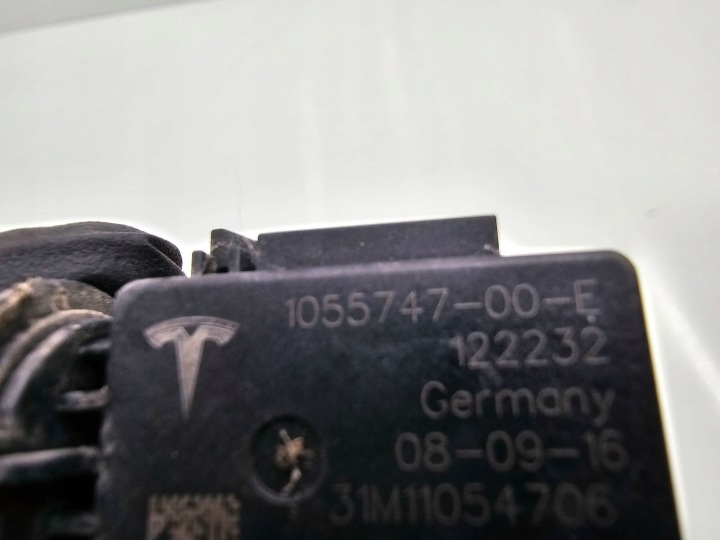 фото №7, Tesla модель s 2016 датчик качество воздуха