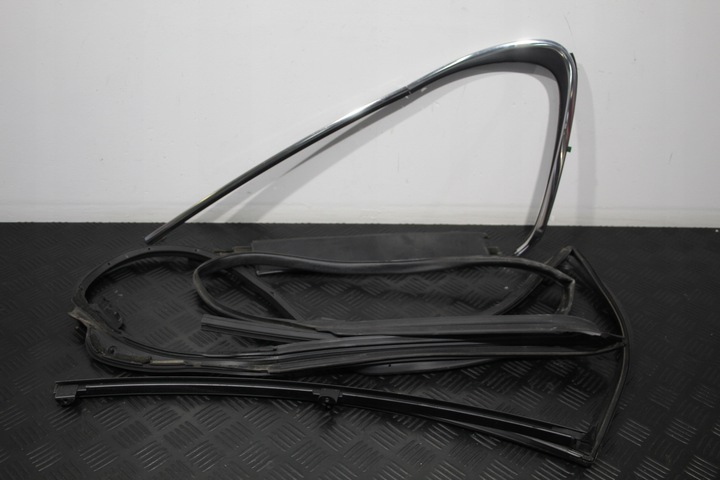 фото №1, Прокладки двері лівий зад lexus ct200h