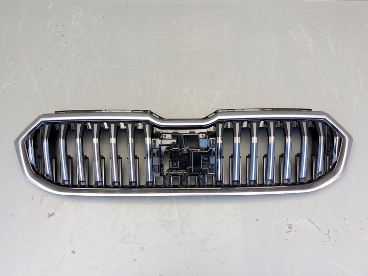 фото №14, Skoda superb iv 4 3p0 2023- решётка радиатора решётка радиатор перед 3p0853653a