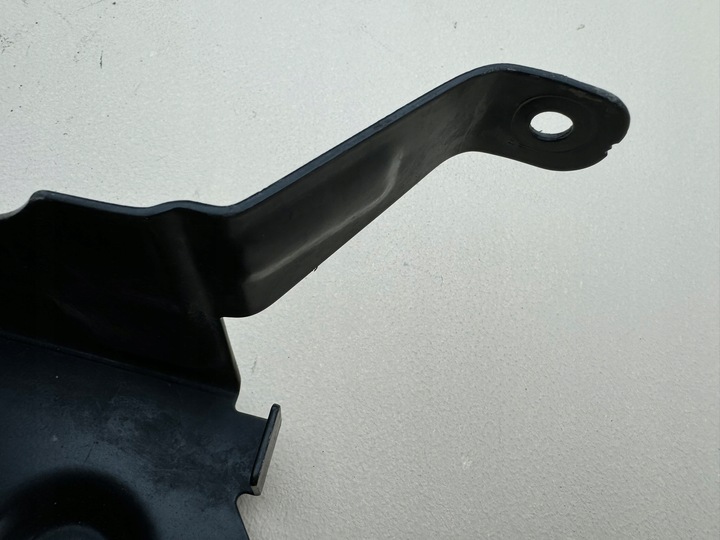 фото №8, Volvo v40 2 ii корпус акумулятора основание защита 31290752
