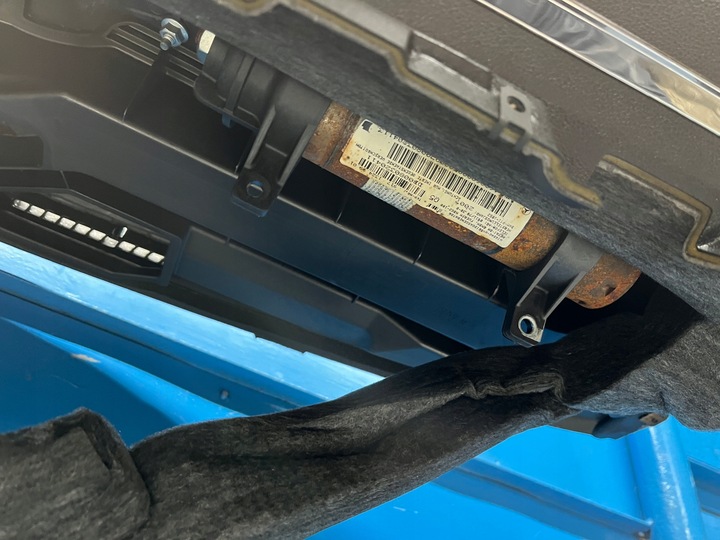 фото №10, Mercedes w245 панель pulpit капот подушка безопасности ремни