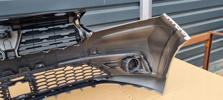 фото №11, Dacia sandero iii 2020- бампер перед оригинал c260