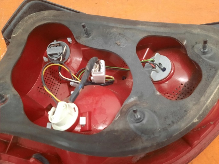 фото №10, Kia ceed i 1.6 crdi 07-10 фара зад правая наружная 924021h0