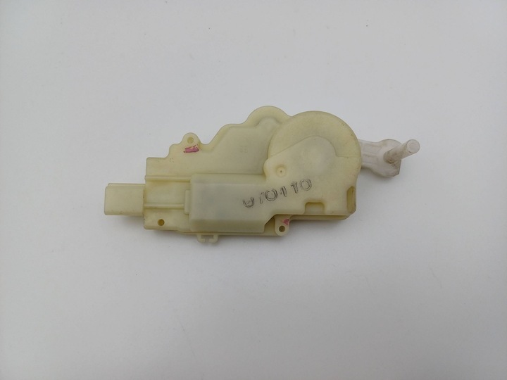 фото №1, Амортизатор замка кришки багажника toyota verso ii nr203