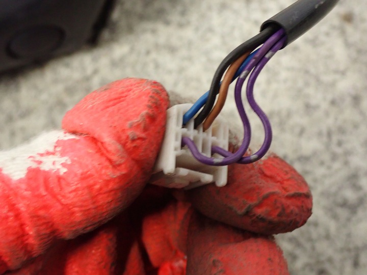 фото №6, Mazda 323 bj f 98-02 зеркало правые 5 pin