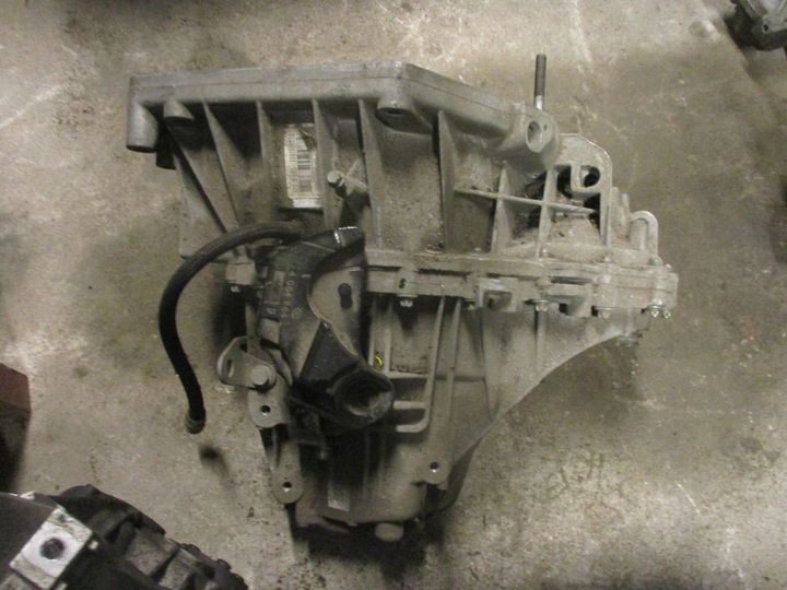 фото №1, Коробка передач коробки передач renault scenic iii 1.4 tce tl4060