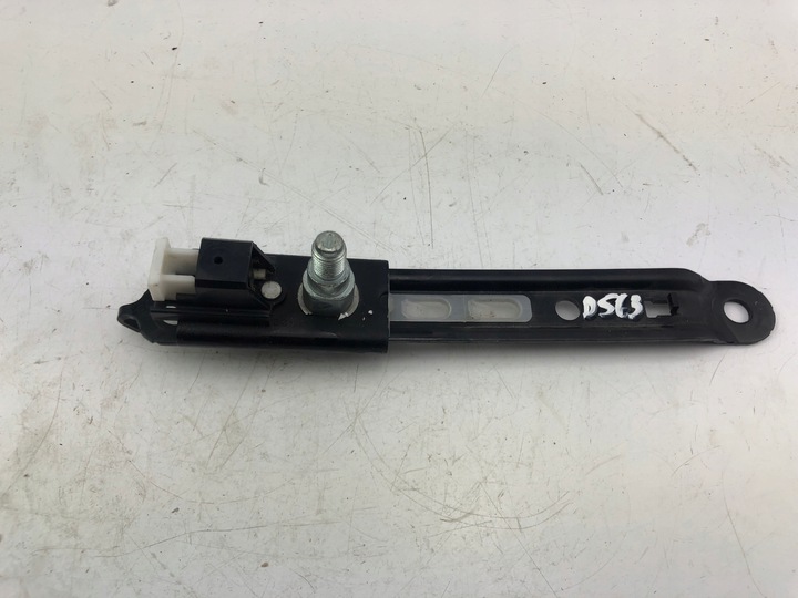 фото №5, Toyota rav4 регулировка ремня безопасности