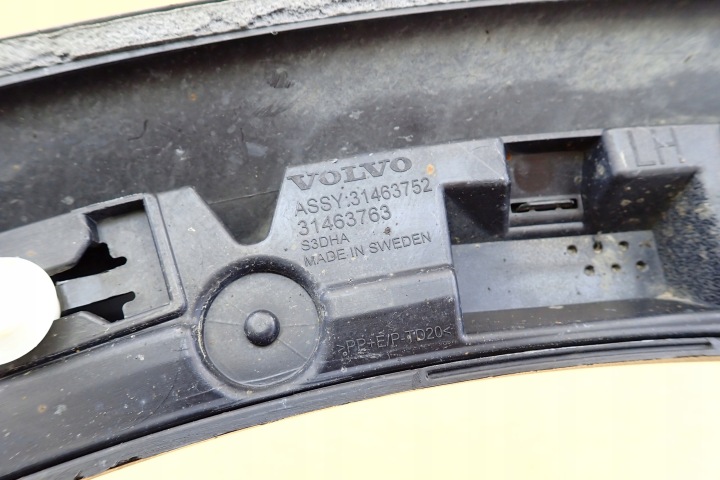 фото №9, Volvo v60 ii cc cross 18- молдинг крыльев левая перед передняя 31463752 lh