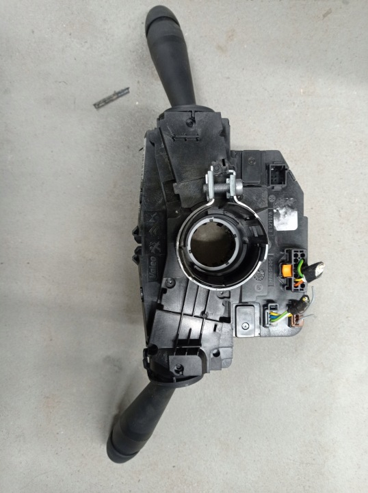 фото №5, Шлейф переключатель комбинированный citroen c4 peugeot 308 iii t10 p5 98477399zd00