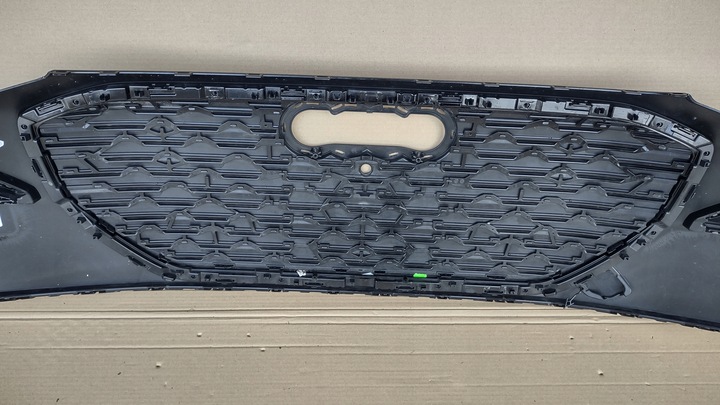 фото №12, Audi q4 e-tron 89a решётка радиатор решётка радиатора 89a807725 audi оригинальный номер чёрная чёрный