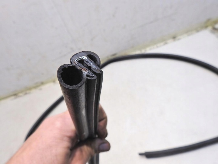 фото №5, Прокладка двері праві зад bmw e61