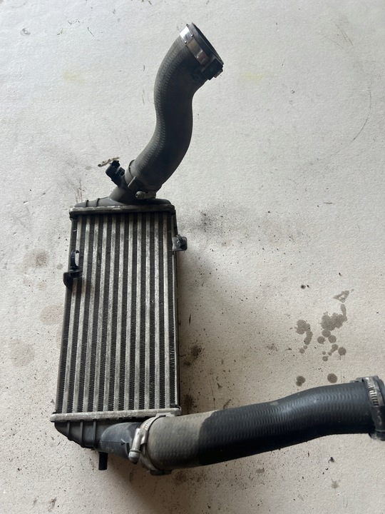 фото №1, Hyundai i30 ii 1.6 crdi радіаторів інтеркулер