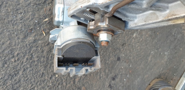 фото №10, Рульова колонка шток хрестовина ford s-max i uk