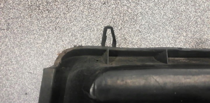 фото №4, Mazda 323c ba 94-98 заглушка галоген правая